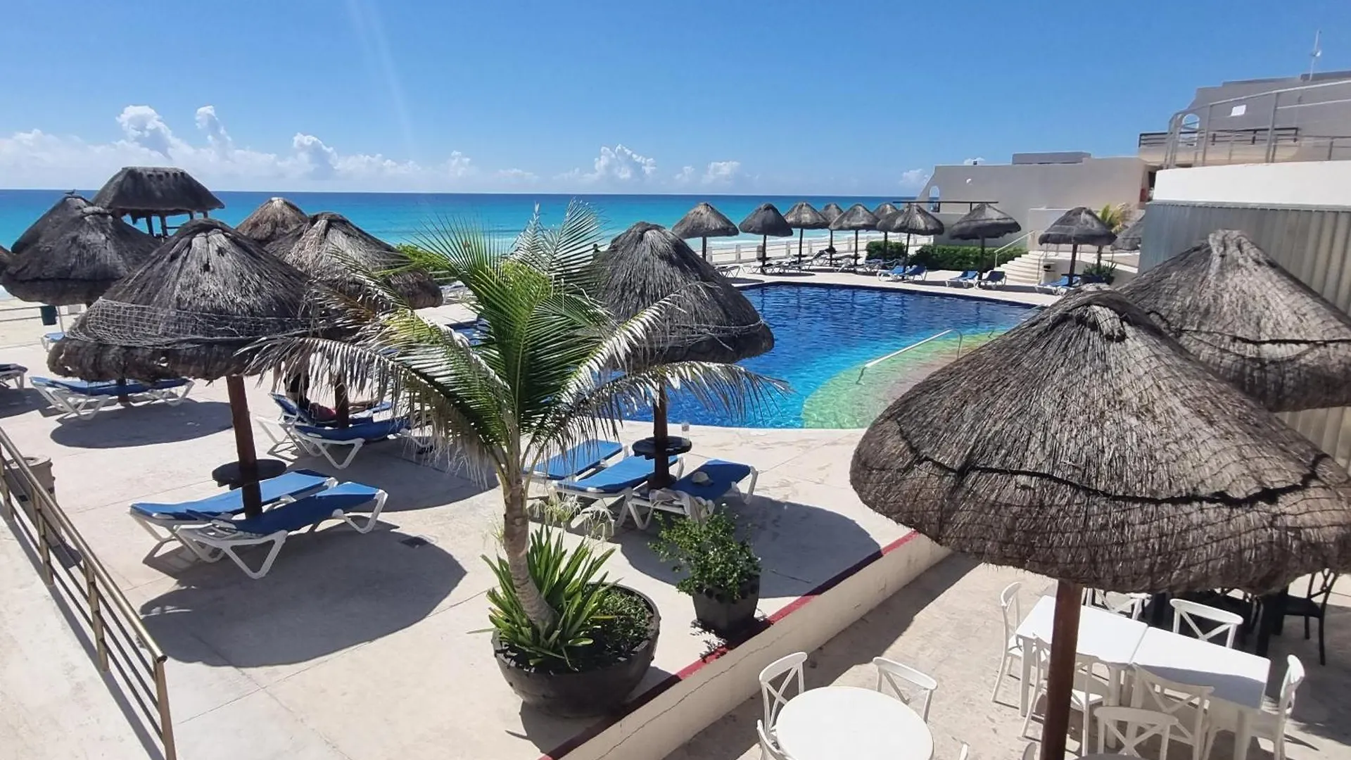 Cancun Marlin 32 0*,